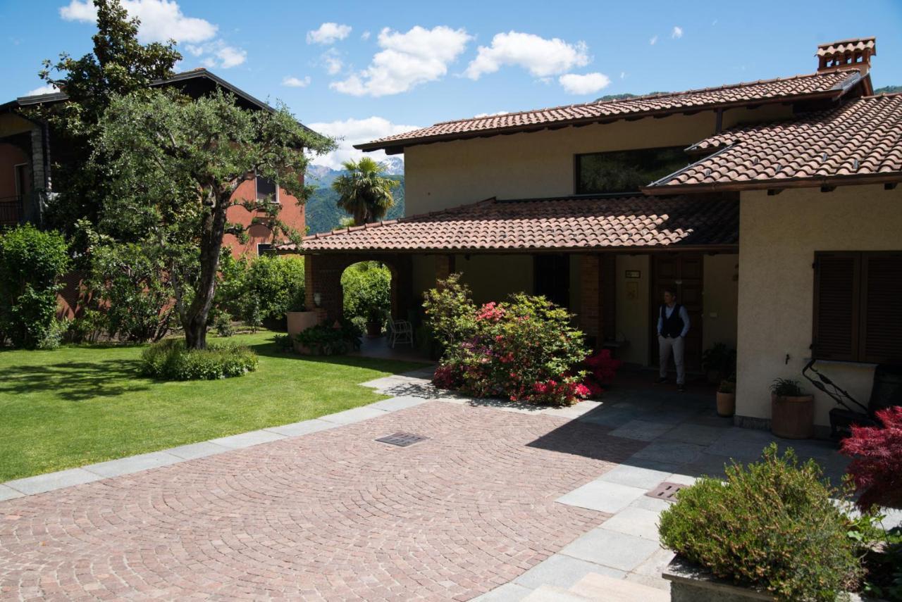 Apartmán Mansarda I Cipressi Lenno Exteriér fotografie