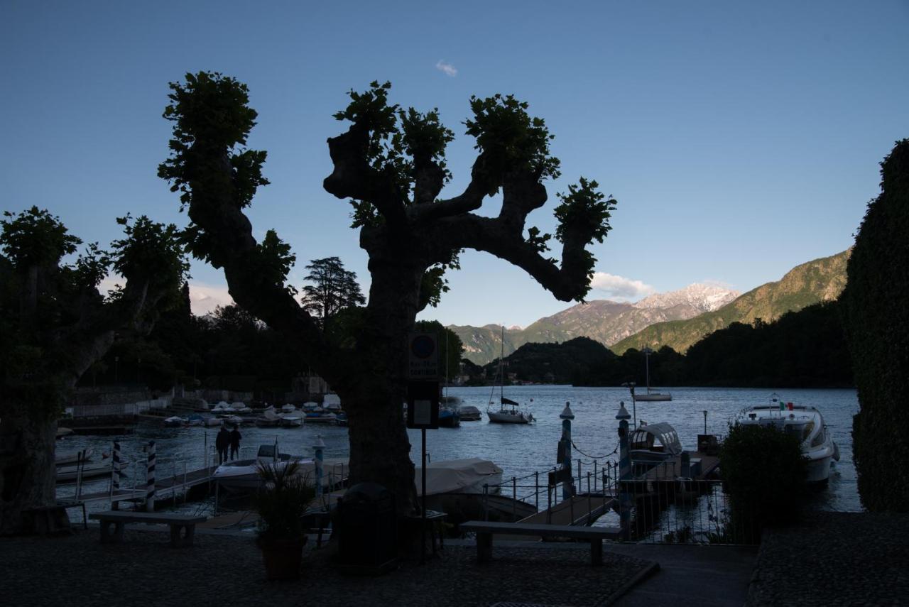 Apartmán Mansarda I Cipressi Lenno Exteriér fotografie