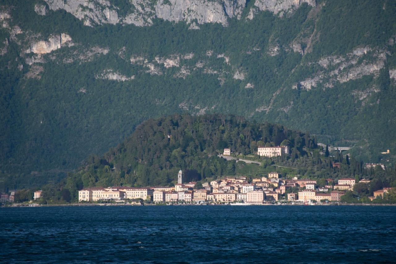Apartmán Mansarda I Cipressi Lenno Exteriér fotografie