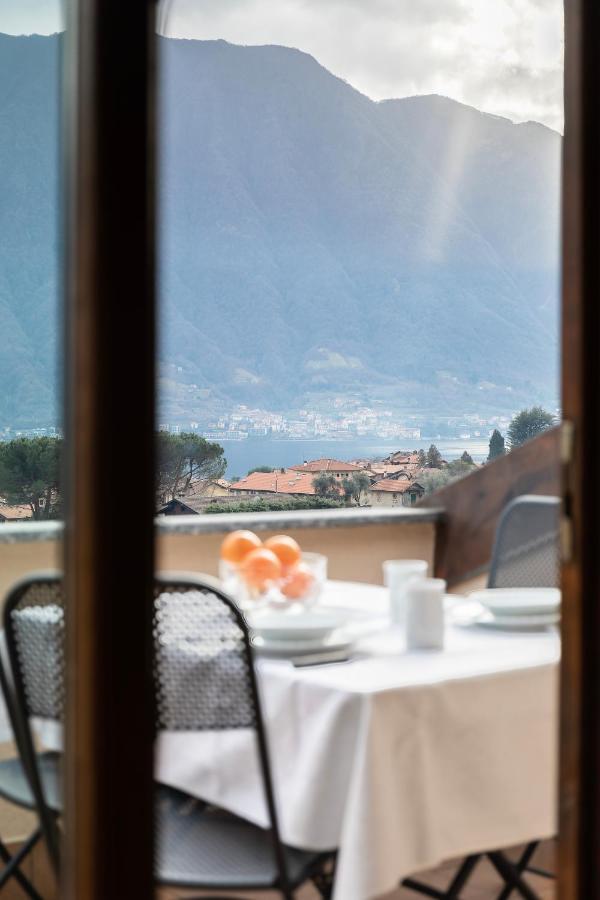 Apartmán Mansarda I Cipressi Lenno Exteriér fotografie